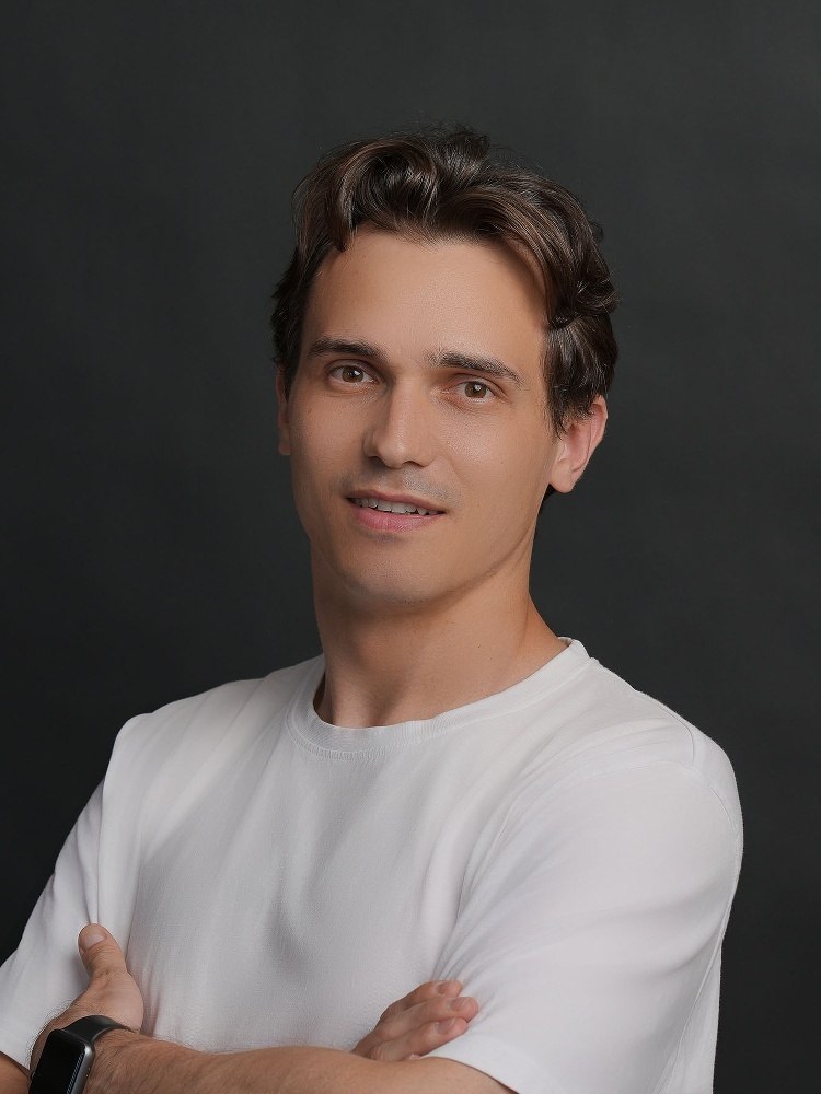 Алексей Тепляков СLО & Frontend director
