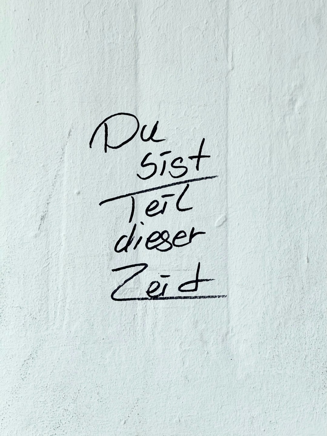 {